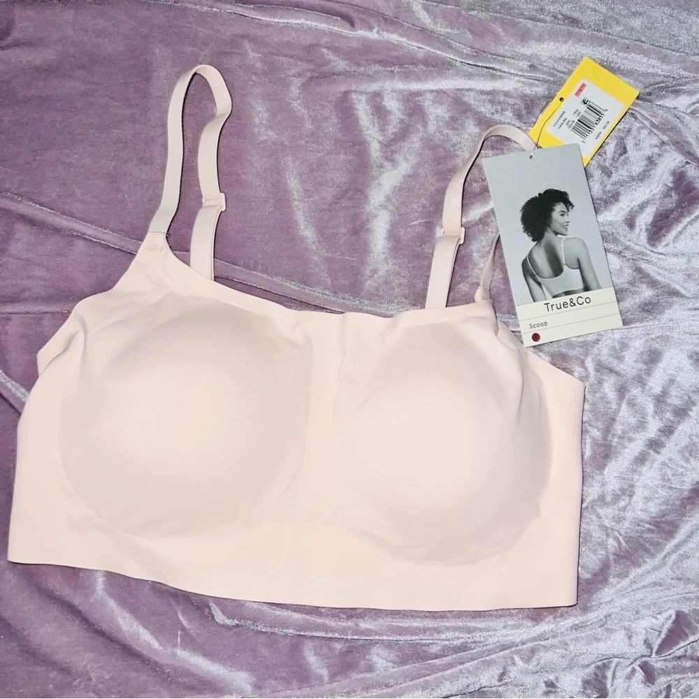 True &Co Supersoft Bralette No wires Butter like fabric Pink Large